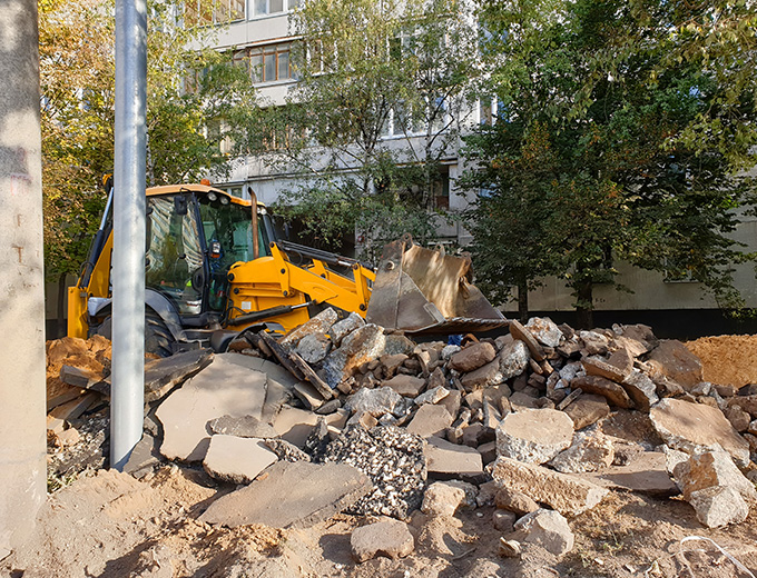 HOW WE MAKE REMOVAL SIMPLE<br />
